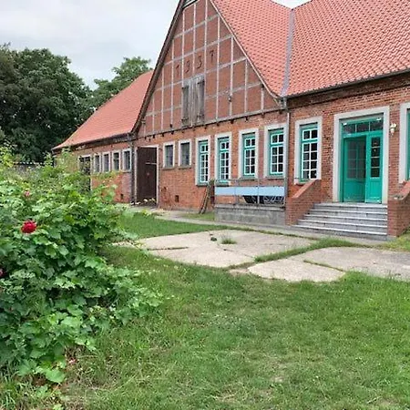 In Dreveskirchen Mit Kleinem Garten Apartamento Blowatz